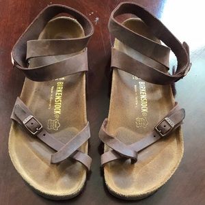 Wrap around ankle Birkenstock’s